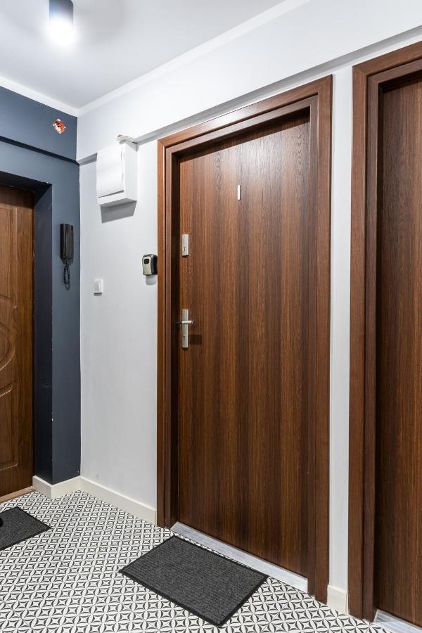 City Center - Studio - Golden Apartments - Ogrodowa Варшава Екстериор снимка
